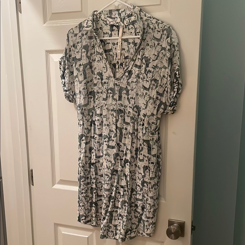 Gray Graphic Print Dress